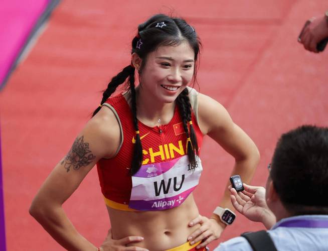 澳门今晚开什么号和吴艳妮亚锦赛获季军与吴艳妮比赛视频